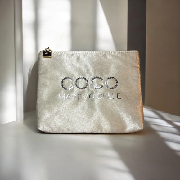NEW CHANEL Coco Mademoiselle Bag Pouch Gold Charm Bottle Zipper Sequin Logo - Picture 2 of 7